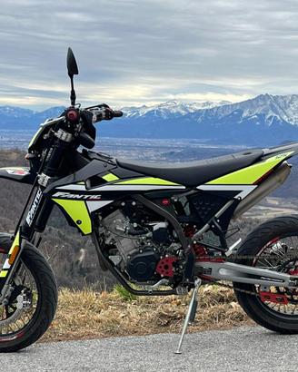 FANTIC XMF 125