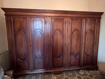 Splendido armadio di legno anni '60