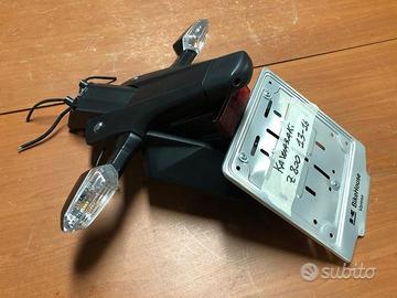 Portatarga con frecce Kawasaki Z 800 2013 - 2016