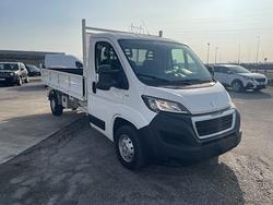 PEUGEOT Boxer 435 2.2 BlueHDi 140 S&S PM Cabinat