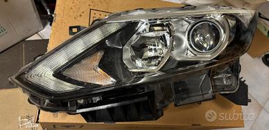Fari Nissan Qashqai