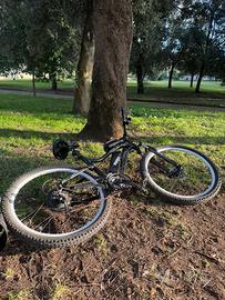 Bici elettrica MTB momodesign