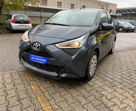 Toyota Aygo I-Connect x- play 1.0 VVT-i cv 72