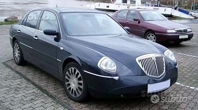 Parabrezza Lancia Thesis (02-09)