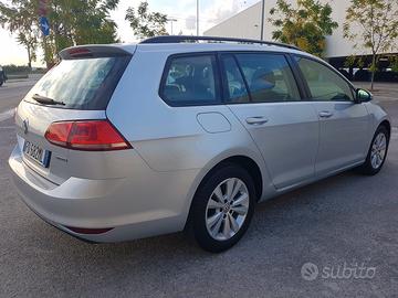 Golf variant 1.6 tdi anno 2016