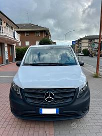 Mercedes-Benz Vito W447