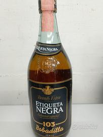 bottiglia di brandy extra Etiqueta negra  Babadill