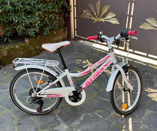 BICICLETTA BAMBINA ATALA SKATE GIRL 6 VELOCITÀ