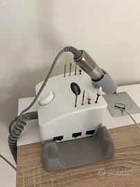 Postazione manicure completa