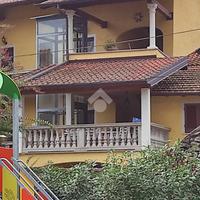 PORZIONE DI TRIFAMILIARE A CASSANO VALCUVIA