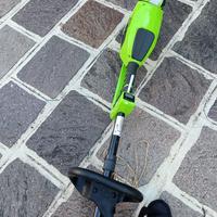 Tagliabordi Greenworks a batteria