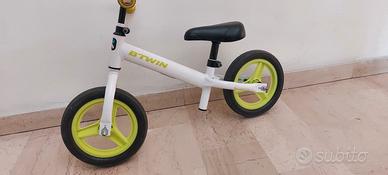 Bicicletta senza pedali 