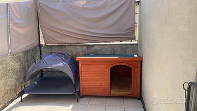 Grande cuccia in legno