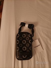 Porta telefono Desigual