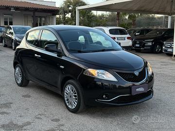 LANCIA Ypsilon 1.2 69 CV 5p. Gold