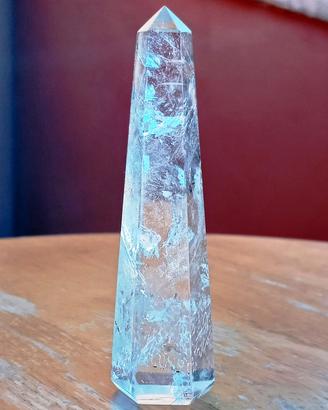 Obelisco quarzo ialino