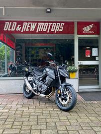 Honda 750 hornet