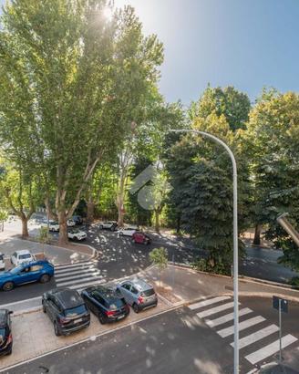 2 LOCALI A ROMA