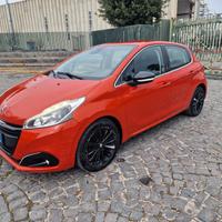 Peugeot 208 BlueHDi 75 5 porte Allure