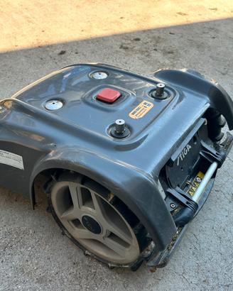 Robot rasaerba zucchetti Stiga autoclip
