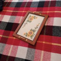 Vassoio arte povera di alta qualità ricamato a man