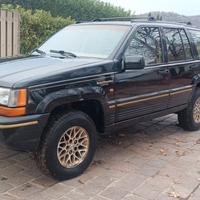 jeep Grand Cherokee zj 5.2V8