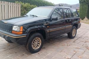 jeep Grand Cherokee zj 5.2V8