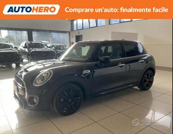 MINI Cooper S DW40323
