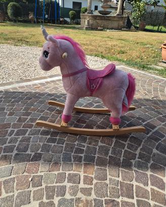 Cavallo a dondolo