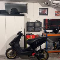 Aprilia sr replica