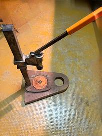 Tappatrice per bottiglie