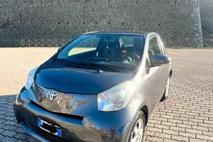 Toyota IQ 1.0