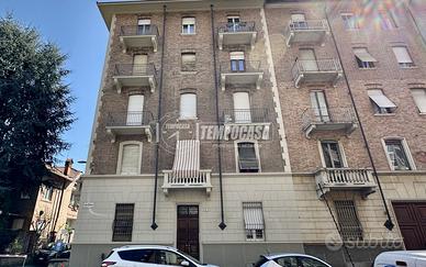 Ampio quadrilocale con laboratorio e bilivello int