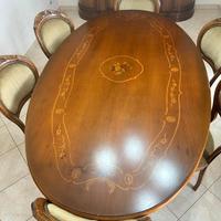  TAVOLO VETRINA E DIVANI