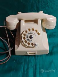 telefono vintage Fatme in bachelite panna 