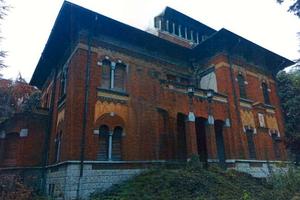 Villa a Mariano Comense (CO).