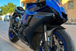 Yamaha YZF R1 - 2023