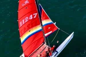 Hobiecat 18 Red Dragon - catamarano sportivo
