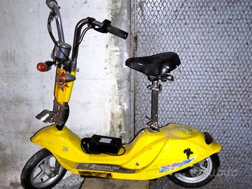Scooter mini elettrico