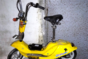 Scooter mini elettrico