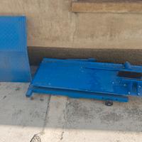 ponte sollevatore scooter
