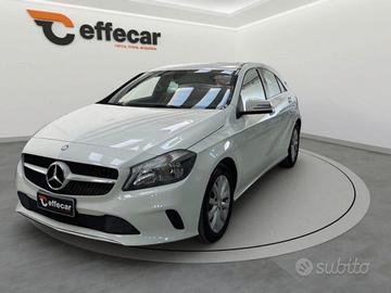MERCEDES-BENZ A 160 d Automatic Premium