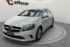 MERCEDES-BENZ A 160 d Automatic Premium