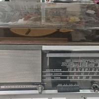Radio a valvole Radiomarelli con giradischi e FM