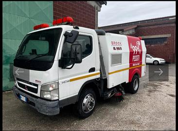 Spazzatrice Mitsubishi Fuso 7C18