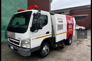 Spazzatrice Mitsubishi Fuso 7C18