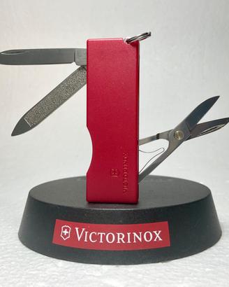 Victorinox TOMO Red