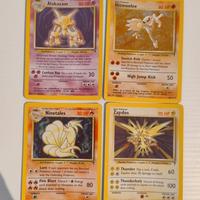 Lotto 4 carte Pokemon Holo Legendary collection