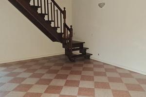 Bilocale non arredato con 2 servizi