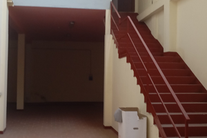 Capannone con appartamento